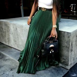 NWT Emerald Pleated Statement Maxi Gala Skirt